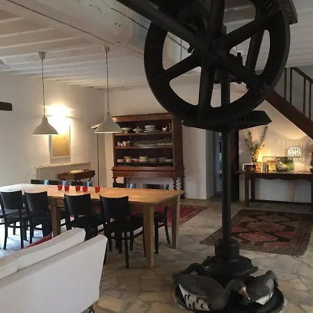 Moulin Neuf - A Family For Friends בית נופש