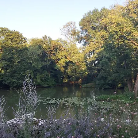 בית נופש Moulin Neuf - A Family For Friends